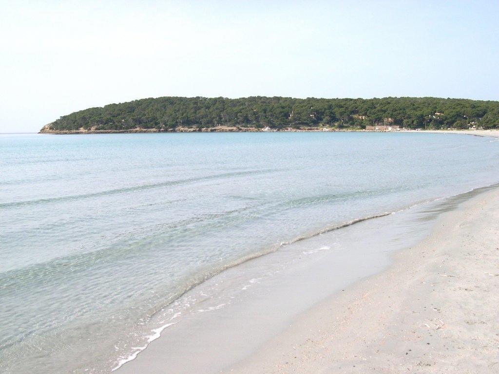 B&B Gli Ulivi SantʼAnna Arresi Buitenkant foto