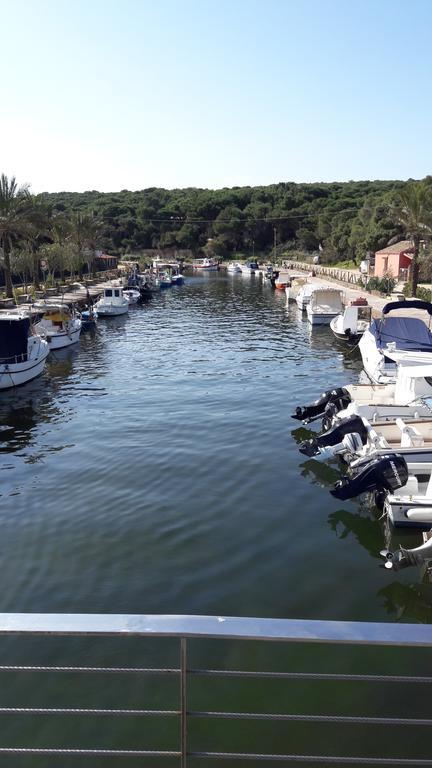 B&B Gli Ulivi SantʼAnna Arresi Buitenkant foto
